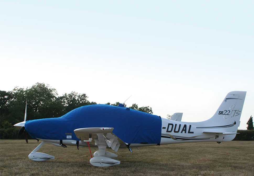 DTT Designer & Techno-Textil Beispiel Flugzeugabdeckung